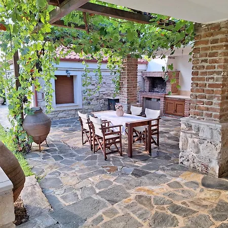 Garden House Kristi Holiday home *
