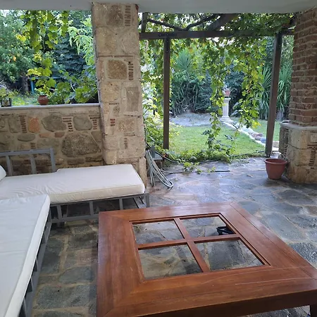 Garden House Kristi * Possidi